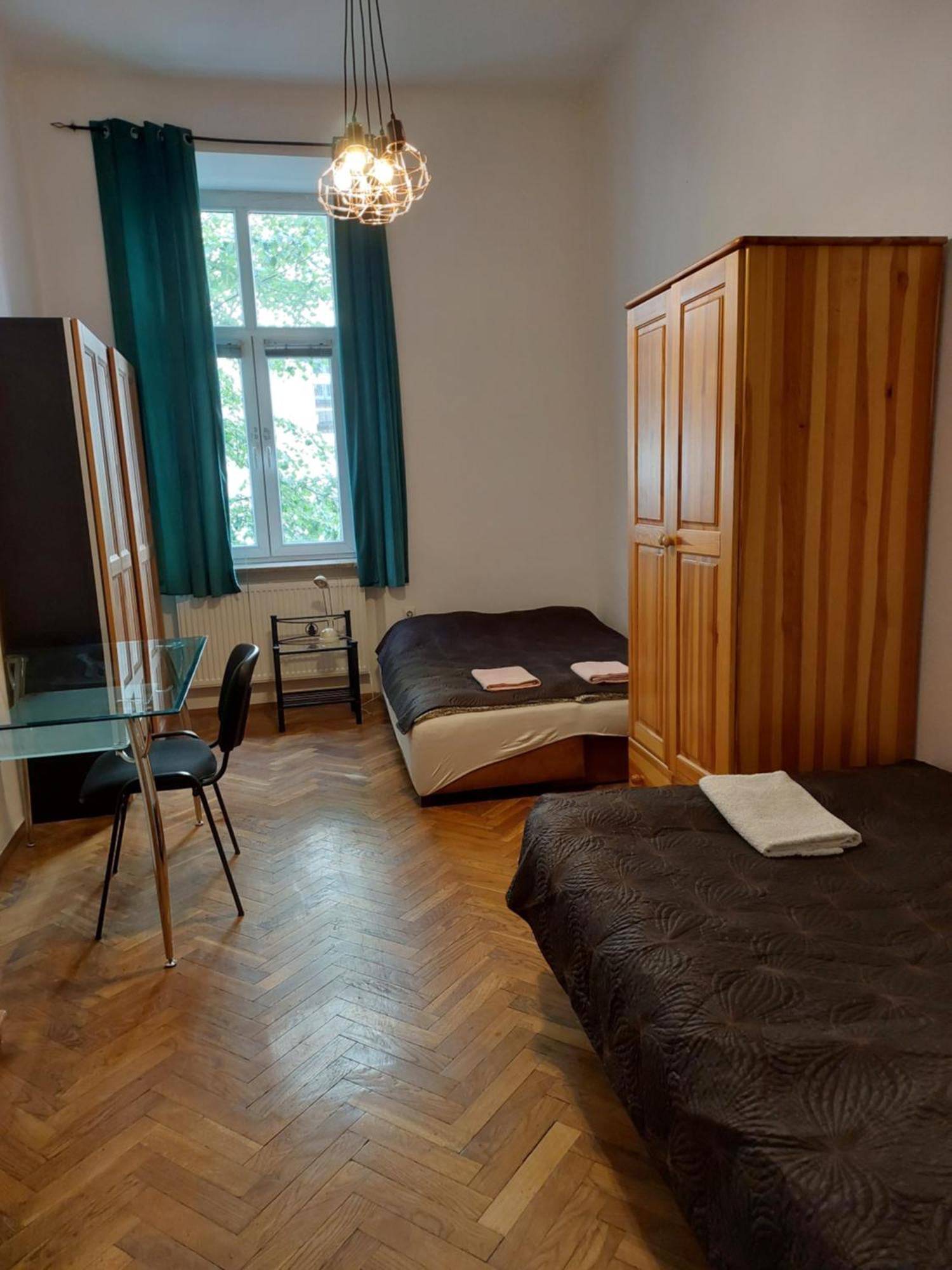 Apartment Mariacki Tower Краков Экстерьер фото